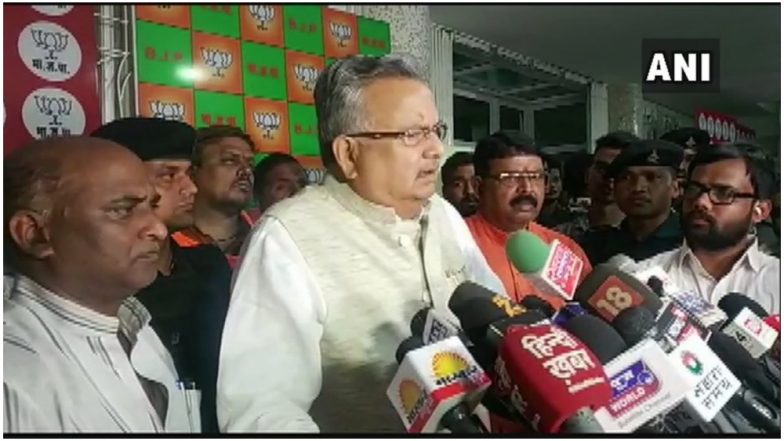 दंतेवाड़ा नक्सली हमला: पूर्व सीएम रमन सिंह ने छत्तीसगढ़ सरकार पर साधा निशाना, कहा- कांग्रेस की बोली और गोली का असर दिखने लगा है