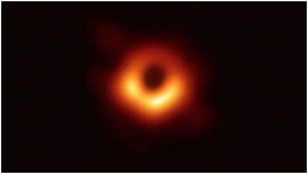 Black Hole: इंतजार हुआ खत्म, खगोलविदों ने जारी की ब्लैक होल की पहली तस्वीर Black Hole: इंतजार हुआ खत्म, खगोलविदों ने जारी की ब्लैक होल की पहली तस्वीर
