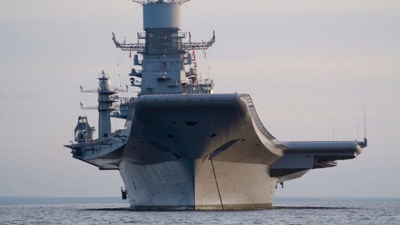 भारतीय नौसेना ने दक्षिण चीन सागर में दिखाया दमखम, INS कोलकाता और INS शक्ति के साथ किया नेवल ड्रिल
