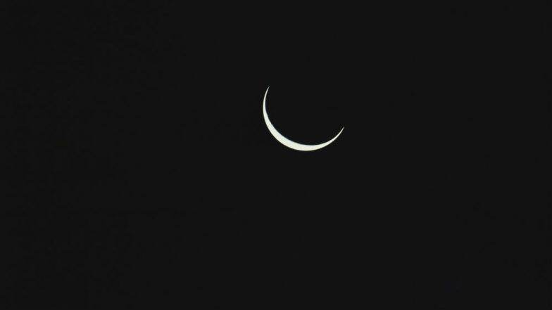 Eid Moon Sighting 2019: ईद के चांद का स्टेटस देखने के लिए पाकिस्तान ने बनाई वेबसाइट, pakmoonsighting.pk पर जानें दुनियाभर में कब है ईद Eid Moon Sighting 2019: ईद के चांद का स्टेटस देखने के लिए पाकिस्तान ने बनाई वेबसाइट, pakmoonsighting.pk पर जानें दुनियाभर में कब है ईद