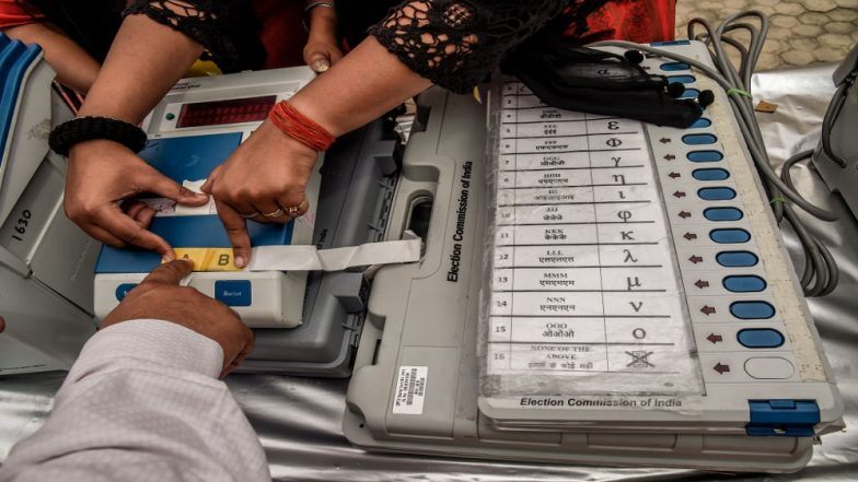 लोकसभा चुनाव 2019: कड़ी सुरक्षा के बीच पांचवें चरण में 7 राज्यों की 51 सीटों पर मतदान जारी