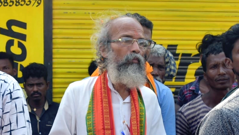 गोबर से होगा देश का कायाकल्प, कसाई के हाथ नहीं बिकेगी गाय : केंद्रीय मंत्री