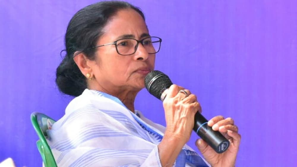 ममता बनर्जी ने पार्टी के नेताओं को दी चेतावनी, कहा- भ्रष्टाचार से दूर रहें या जेल जाने के लिए तैयार रहें