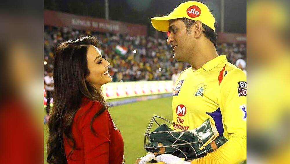 IPL 2019: प्रीति जिंटा ने एमएस धोनी को दी चेतावनी, कहा- मैं आपकी बेटी के साथ करूंगी ये काम, जानें वजह IPL 2019: प्रीति जिंटा ने एमएस धोनी को दी चेतावनी, कहा- मैं आपकी बेटी के साथ करूंगी ये काम, जानें वजह