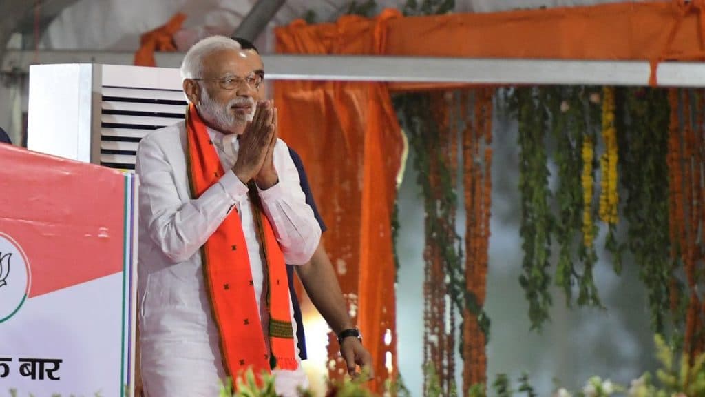 पीएम मोदी ने बंगाल में मारे गए बीजेपी कार्यकर्ताओं के परिजनों को दिया बड़ा सम्मान, शपथ ग्रहण में अतिथि के तौर पर दिया निमंत्रण, किए खास इंतजाम पीएम मोदी ने बंगाल में मारे गए बीजेपी कार्यकर्ताओं के परिजनों को दिया बड़ा सम्मान, शपथ ग्रहण में अतिथि के तौर पर दिया निमंत्रण, किए खास इंतजाम