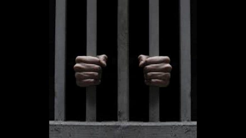 मुंबई: 9 साल की बच्ची ने दिखाया जबरदस्त साहस, मां के खिलाफ जाकर दी लिव इन पार्टनर के खिलाफ गवाही मुंबई: 9 साल की बच्ची ने दिखाया जबरदस्त साहस, मां के खिलाफ जाकर दी लिव इन पार्टनर के खिलाफ गवाही