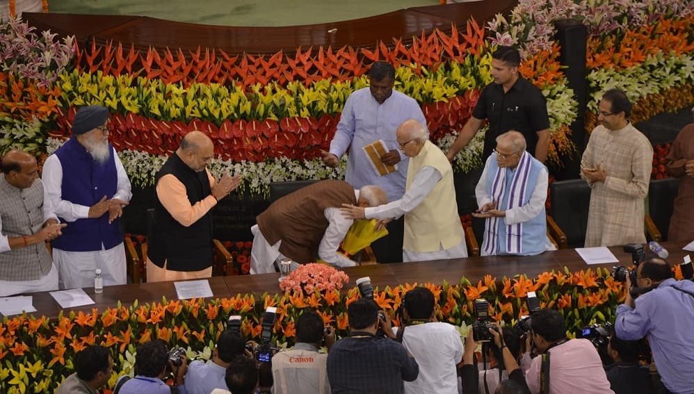 मोदी को फिर एक बार PM बनाने में इन समुदायों ने निभाया अहम रोल- सर्वे मोदी को फिर एक बार PM बनाने में इन समुदायों ने निभाया अहम रोल- सर्वे