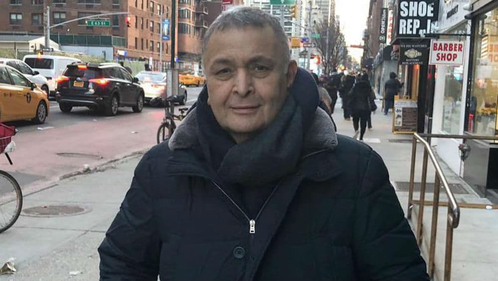 विजू खोटे के निधन पर ऋषि कपूर हुए गमगीन, श्रद्धांजलि देकर उनकी इस बड़ी खूबी से कराया रूबरू विजू खोटे के निधन पर ऋषि कपूर हुए गमगीन, श्रद्धांजलि देकर उनकी इस बड़ी खूबी से कराया रूबरू