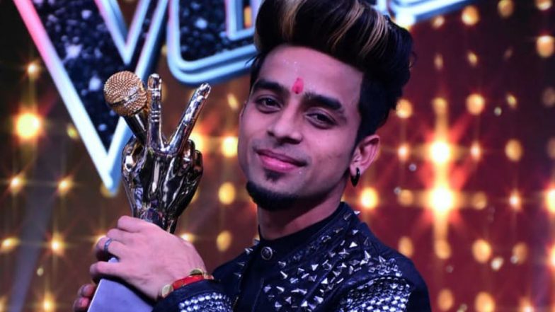 The Voice Season 3 Winner: सुमित सैनी बने विजेता, विनिंग ट्रॉफी के साथ मिला 25 लाख का इनाम