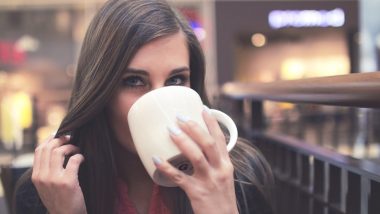 खाली पेट अगर आप भी पीते हैं चाय तो हो जाएं सावधान, हो सकती है स्वास्थ्य से जुड़ी ये 5 परेशानियां