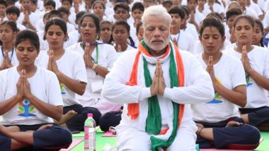 Yoga Day 2019: प्रधानमंत्री नरेंद्र मोदी ने कहा- शांति, समृद्धि, सद्भाव को बढ़ावा देना योग का सिद्धांत
