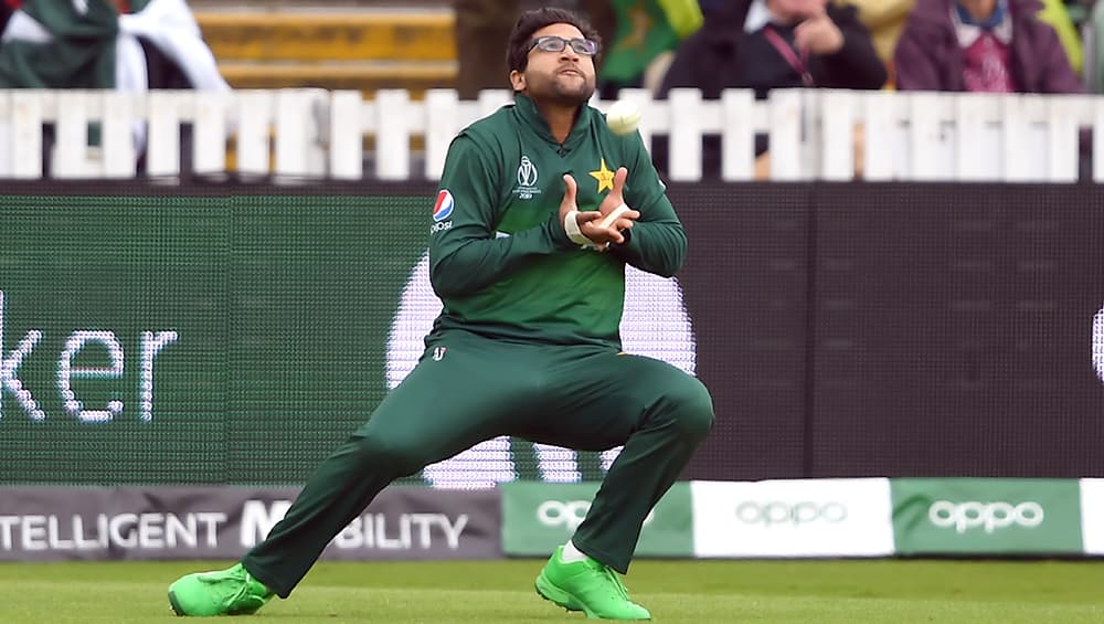 ऑनलाइन स्कैंडल को लेकर इमाम उल हक ने PCB से मांगी माफी ऑनलाइन स्कैंडल को लेकर इमाम उल हक ने PCB से मांगी माफी