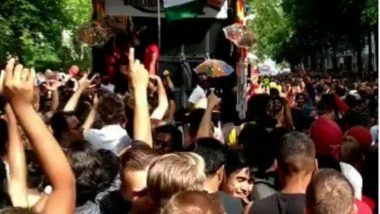 लंदन से नहीं बल्कि बर्लिन से है भोजपुरी सॉन्ग 'लॉलीपॉप लागेलू' पर विदेशियों के डांस का Viral Video, असली Footage देख आप भी जान जाएंगे हकीकत