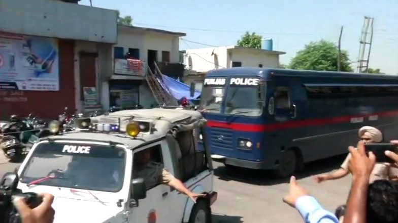 कठुआ गैंगरेप और हत्या के मामले में अदालत ने सुनाया फैसला, 7 में से 6 आरोपी दोषी करार- एक रिहा