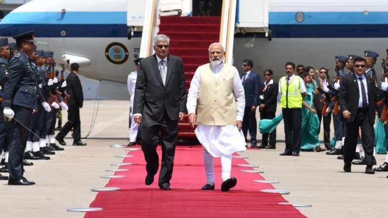 कोलंबो : मालदीव दौरे के बाद संबंधों को प्रगाढ़ करने पर पीएम मोदी ने श्रीलंका को कहा 'मित्र'