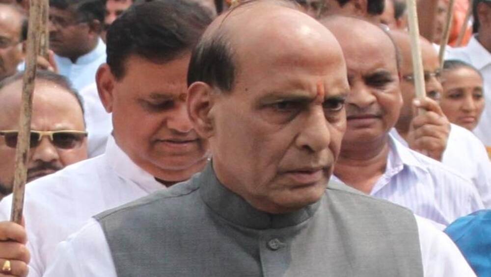सुप्रीम कोर्ट ने केंद्र को सेना में महिला अधिकारियों को स्थायी कमीशन देना का दिया निर्देश, रक्षा मंत्री राजनाथ सिंह ने किया फैसले का स्वागत सुप्रीम कोर्ट ने केंद्र को सेना में महिला अधिकारियों को स्थायी कमीशन देना का दिया निर्देश, रक्षा मंत्री राजनाथ सिंह ने किया फैसले का स्वागत