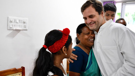 राहुल गांधी केरल दौरा: अपने जन्म के वक्त अस्पताल में नर्स रही राजम्मा से मिले, लगाया गले