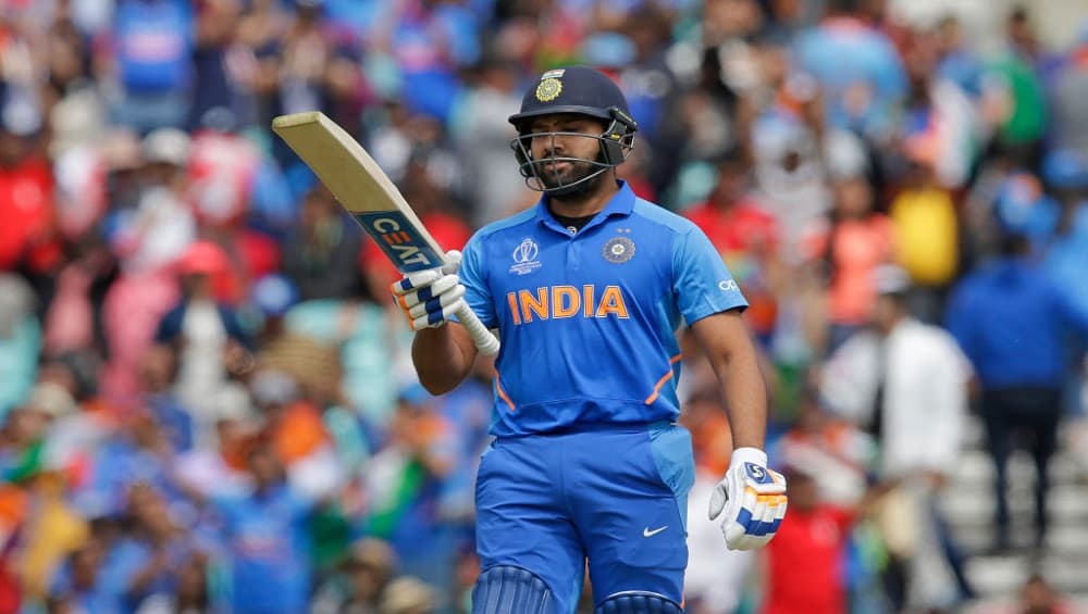 India vs West Indies 2nd T20I 2019: T20 फॉर्मेट में रोहित शर्मा ने रचा इतिहास, बनें 'सिक्सर किंग' India vs West Indies 2nd T20I 2019: T20 फॉर्मेट में रोहित शर्मा ने रचा इतिहास, बनें 'सिक्सर किंग'