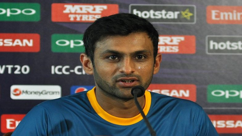 Ind vs Pak, CWC 2019: पाकिस्तानी फैंस के बर्ताव से नाराज शोएब मालिक ने किया भावनात्मक ट्वीट