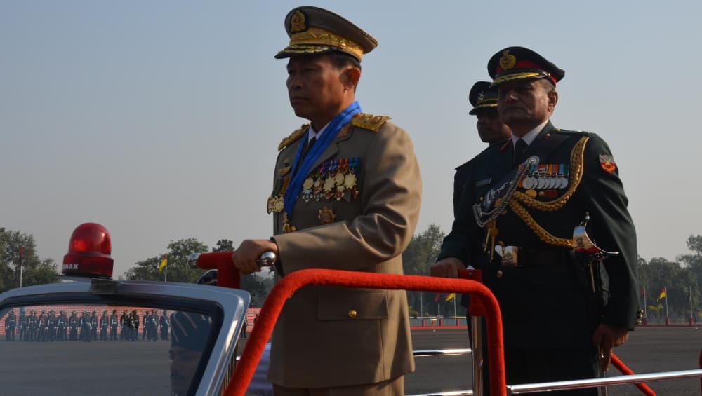 रोहिंग्याओं की हत्या के कारण अमेरिका के म्यांमार सैन्य प्रमुख कमांडर-इन-चीफ पर लगा प्रतिबंध रोहिंग्याओं की हत्या के कारण अमेरिका के म्यांमार सैन्य प्रमुख कमांडर-इन-चीफ पर लगा प्रतिबंध