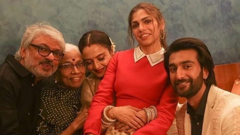 'मलाल' स्टार शर्मिन सहगल को दिग्गज एक्ट्रेस रेखा से मिला आर्शीवाद