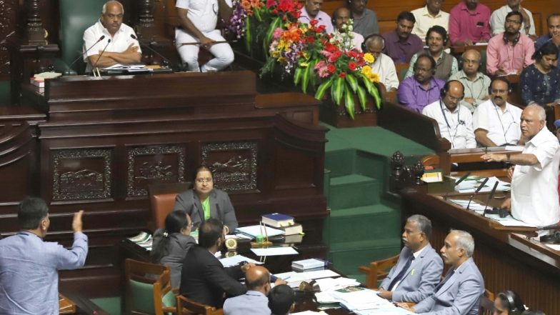 कर्नाटक के इतिहास में केवल तीन मुख्यमंत्रियों ने पूरा किया अपना पांच साल का कार्यकाल
