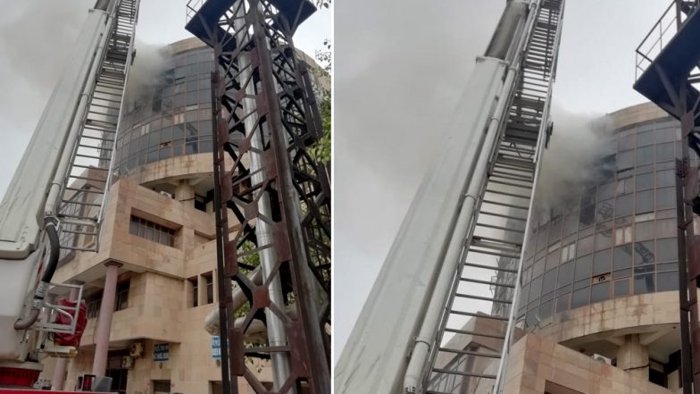 दिल्‍ली के डीजीएचएस कार्यालय में भीषण आग, 22 दमकल की गाड़ियां मौके पर