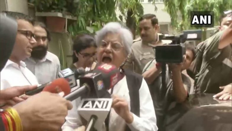 वरिष्ठ अधिवक्ता इंदिरा जयसिंह और उनके पति आनंद ग्रोवर के दिल्ली और मुंबई स्थित आवासों पर सीबीआई ने मारा छापा