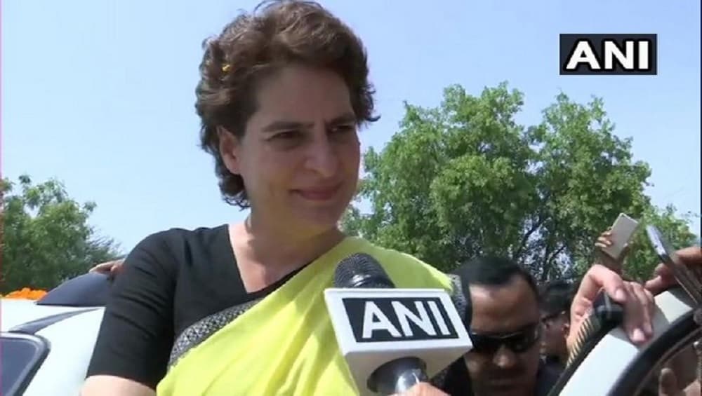 चिन्मयानंद केस: प्रियंका गांधी ने योगी सरकार पर बोला हमला, कहा- छात्रा को न्याय दिलाने के लिए हम संघर्ष करेंगे चिन्मयानंद केस: प्रियंका गांधी ने योगी सरकार पर बोला हमला, कहा- छात्रा को न्याय दिलाने के लिए हम संघर्ष करेंगे