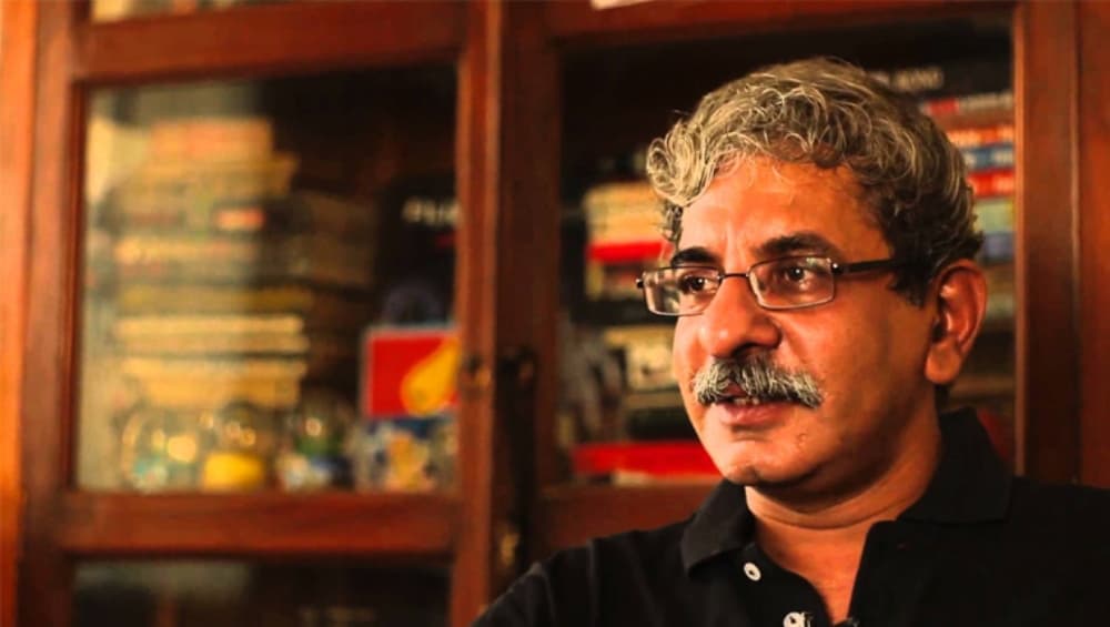 तब्बू हर सीन के बाद मॉनीटर में नहीं देखती, हमेशा से उनके साथ काम करना चाहता था: फिल्म निर्देशक श्रीराम राघवन तब्बू हर सीन के बाद मॉनीटर में नहीं देखती, हमेशा से उनके साथ काम करना चाहता था: फिल्म निर्देशक श्रीराम राघवन
