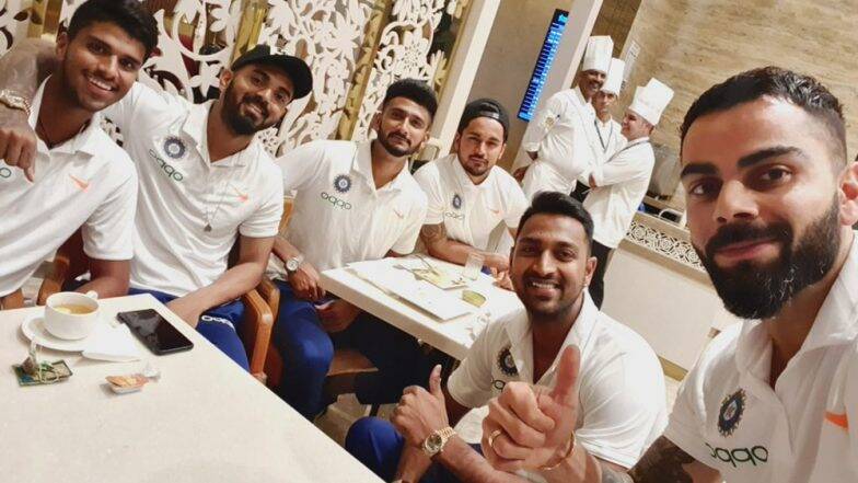 वेस्टइंडीज दौरे से पहले विराट कोहली ने ट्विटर पर शेयर की खिलाड़ियों के साथ तस्वीर