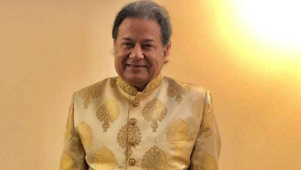 धारावाहिक 'श्री कृष्ण' में भजनों और श्लोकों को अपनी आवाज देंगे अनूप जलोटा धारावाहिक 'श्री कृष्ण' में भजनों और श्लोकों को अपनी आवाज देंगे अनूप जलोटा