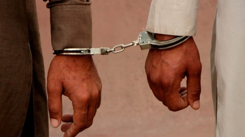टेरर फंडिंग केस: मध्य प्रदेश के सतना जिले से हिरासत में लिए गए 5 संदिग्ध, फोन में मिले 13 पाकिस्तानी नंबर- पूछताछ जारी टेरर फंडिंग केस: मध्य प्रदेश के सतना जिले से हिरासत में लिए गए 5 संदिग्ध, फोन में मिले 13 पाकिस्तानी नंबर- पूछताछ जारी