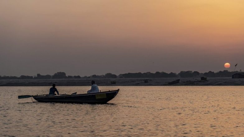 उत्तर प्रदेश: बहराइच के सरयू नदी में 20 लोगों से भरी नाव पलटी, 1 की मौत, रेस्क्यू ऑपरेशन जारी