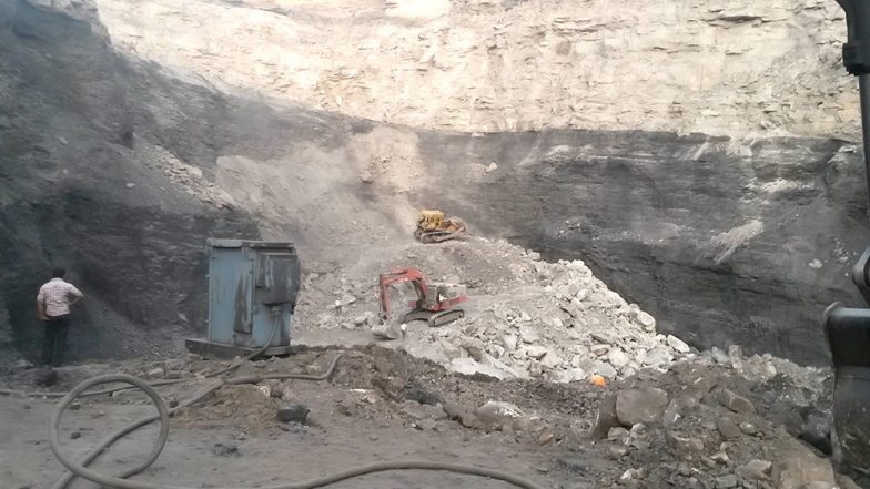 मध्य प्रदेश में दर्दनाक हादसा, शहडोल में मिट्टी के टीले के नीचे दबकर 5 मजदूरों की मौत, 3 घायल