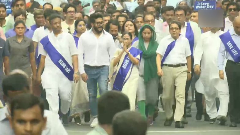 'Save water, Save Life: जल संरक्षण अभियान के लिए कोलकाता की सड़कों पर उतरीं सीएम ममता बनर्जी