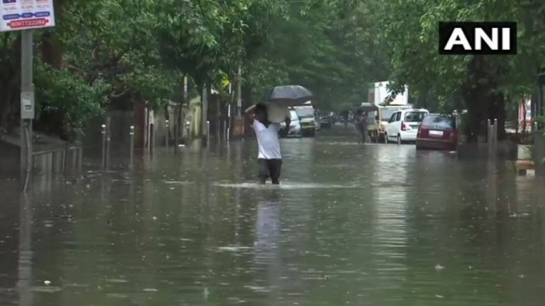 मौसम विभाग ने दिल्ली में दो-तीन तीन हल्की बारिश होने की जताई संभावना, उमस भरा मौसम रहने का अनुमान