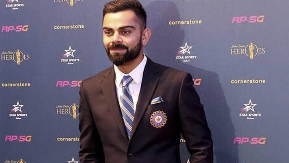 विराट कोहली ने कहा- मैदान में विपक्षीय टीम के खिलाड़ी उनका सम्मान करें इसलिए उन्होंने जीतोड़ मेहनत की विराट कोहली ने कहा- मैदान में विपक्षीय टीम के खिलाड़ी उनका सम्मान करें इसलिए उन्होंने जीतोड़ मेहनत की