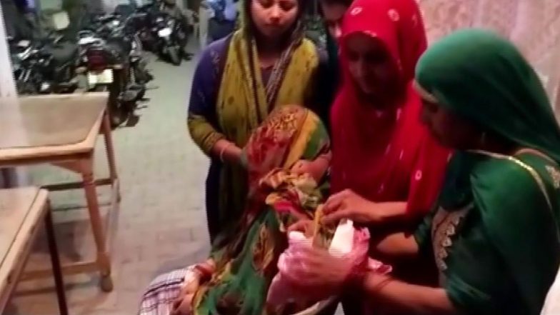 गर्भवती महिला को अज्ञात बदमाशों ने पीटा, पेट में पल रहे बच्चे की मौत