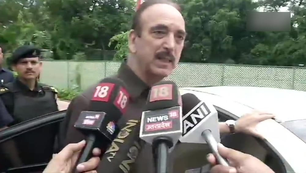 हरियाणा: कांग्रेस नेता नेता गुलाम नबी आजाद ने BJP पर कसा तंज, कहा- प्रचार में 'हीरो', काम में 'जीरो