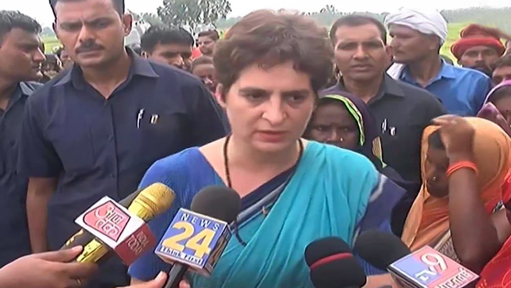 आरक्षण के मुद्दे पर प्रियंका गांधी का संघ पर बड़ा हमला, ट्वीट कर कहा- हौसला बढ़ा हुआ है लेकिन मंसूबे खतरनाक आरक्षण के मुद्दे पर प्रियंका गांधी का संघ पर बड़ा हमला, ट्वीट कर कहा- हौसला बढ़ा हुआ है लेकिन मंसूबे खतरनाक
