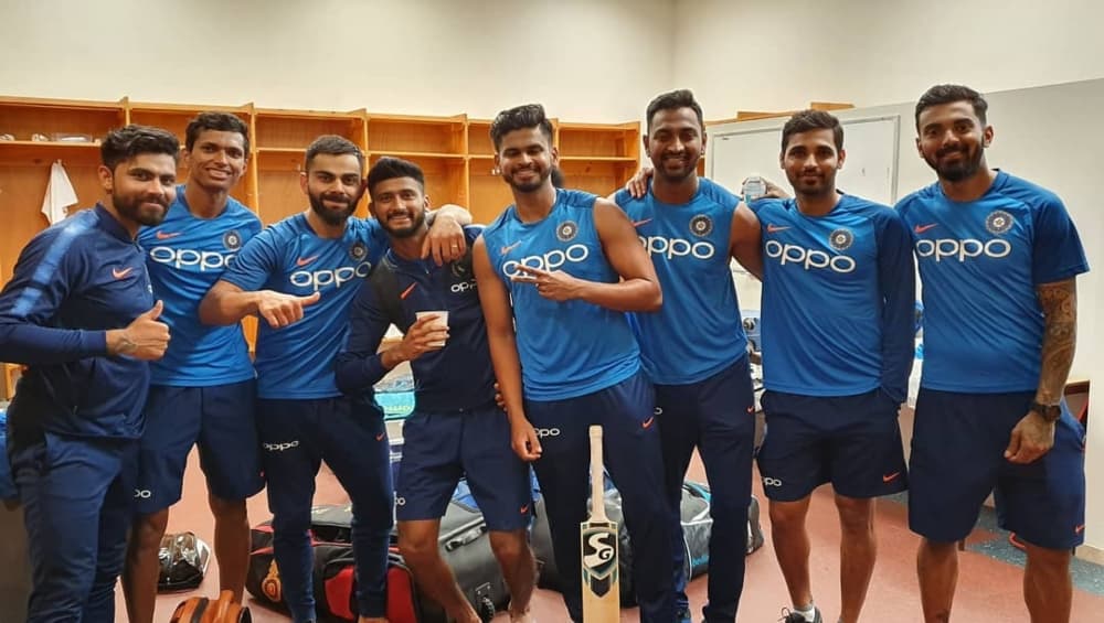 इंस्टाग्राम पर इस तस्वीर को साझा कर ट्रोल हुए कप्तान कोहली इंस्टाग्राम पर इस तस्वीर को साझा कर ट्रोल हुए कप्तान कोहली