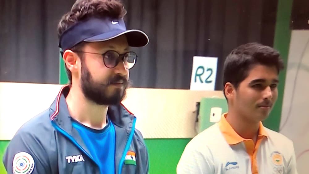 ISSF World Cup 2019: अभिषेक वर्मा ने बढ़ाया भारत का सम्मान, शूटिंग में जीता गोल्ड, सौरभ चौधरी को मिला ब्रॉन्ज ISSF World Cup 2019: अभिषेक वर्मा ने बढ़ाया भारत का सम्मान, शूटिंग में जीता गोल्ड, सौरभ चौधरी को मिला ब्रॉन्ज
