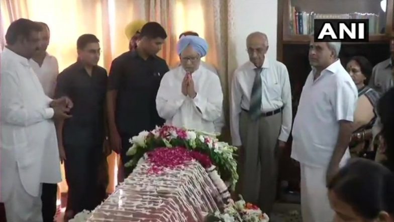 पूर्व प्रधानमंत्री मनमोहन सिंह ने सुषमा स्वराज के निधन पर शोक जताते हुए कहा- असाघारण रूप से प्रतिभावान महिला थीं