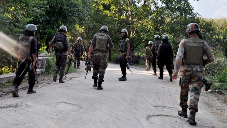 सेना का बड़ा खुलासा- घाटी के 83% लोकल आतंकी हथियार उठाने से पहले होते हैं पत्थरबाज