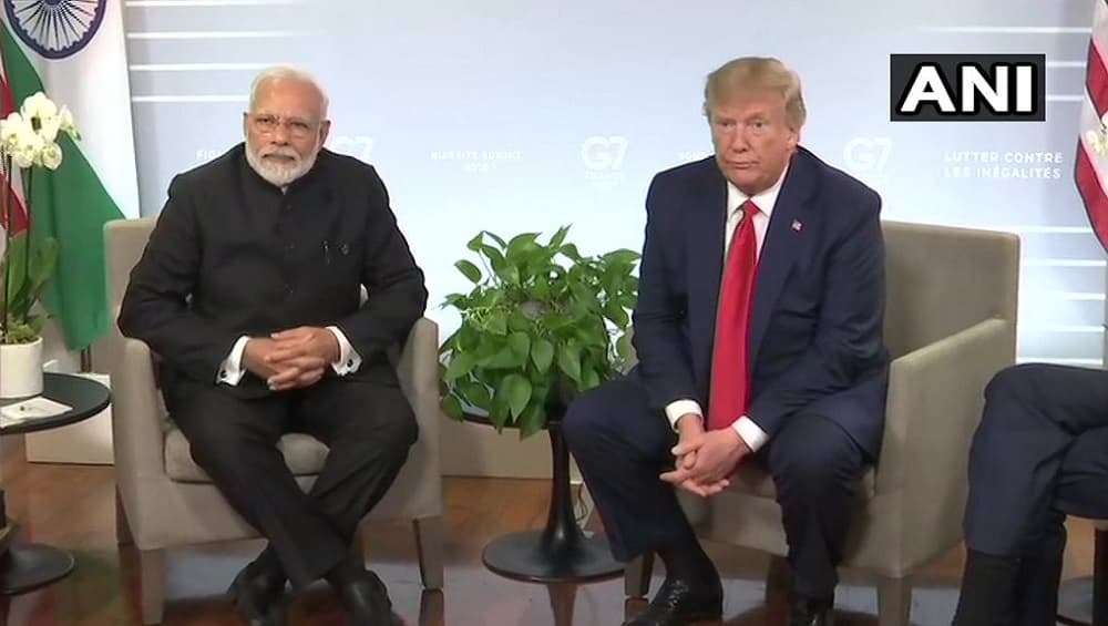 डोनाल्ड ट्रंप ने पीएम मोदी को बताया भारत का पिता, अमेरिकी पॉप स्टार Elvis Presley से की तुलना डोनाल्ड ट्रंप ने पीएम मोदी को बताया भारत का पिता, अमेरिकी पॉप स्टार Elvis Presley से की तुलना
