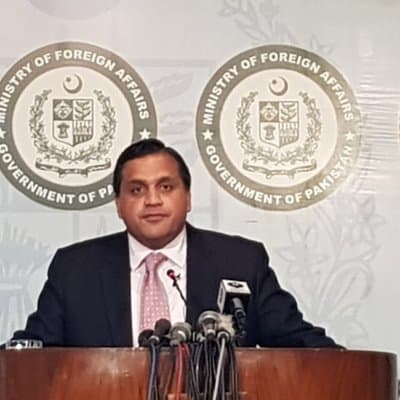 पाकिस्तान विदेश मंत्रालय के प्रवक्ता मोहम्मद फैसल बोले, कहा- PAK हमेशा से द्विपक्षीय वार्ता के पक्ष में रहा, लेकिन अब भारत से बातचीत संभव नहीं पाकिस्तान विदेश मंत्रालय के प्रवक्ता मोहम्मद फैसल बोले, कहा- PAK हमेशा से द्विपक्षीय वार्ता के पक्ष में रहा, लेकिन अब भारत से बातचीत संभव नहीं