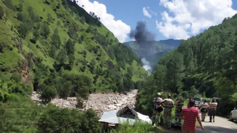 उत्तराखंड: राहत सामग्री ले जा रहा हेलिकॉप्टर उत्तरकाशी में क्रैश, सवार सभी तीन लोगों की मौत-15 लाख के मुआवजे का ऐलान