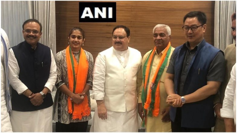 बबीता फोगाट और उनके पिता महावीर बीजेपी में हुए शामिल, जेपी नड्डा से की मुलाकात