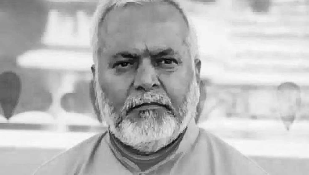 चिन्मयानंद मामला: एसआईटी की बड़ी कार्रवाई, बीजेपी नेता राठौर का लैपटॉप और एक पेनड्राइव किया जब्त चिन्मयानंद मामला: एसआईटी की बड़ी कार्रवाई, बीजेपी नेता राठौर का लैपटॉप और एक पेनड्राइव किया जब्त
